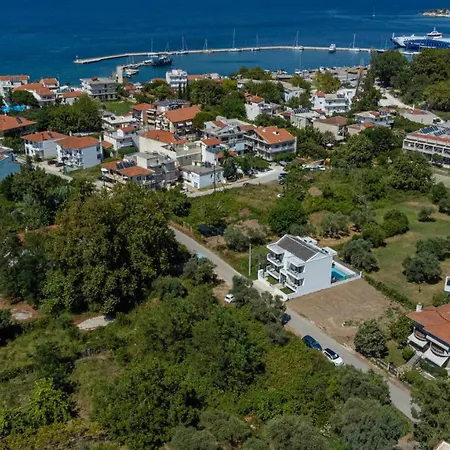 Nuevo Ξενοδοχείο