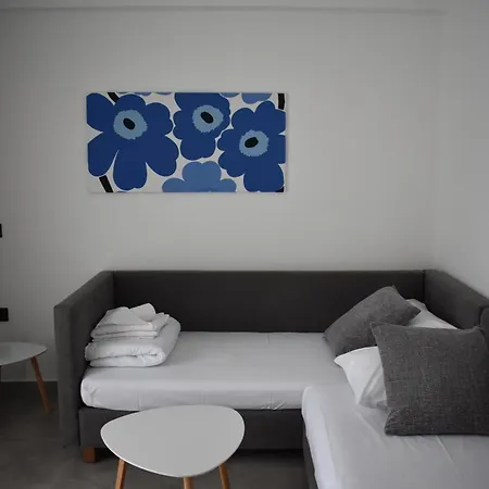 Ξενοδοχείο Nuevo *