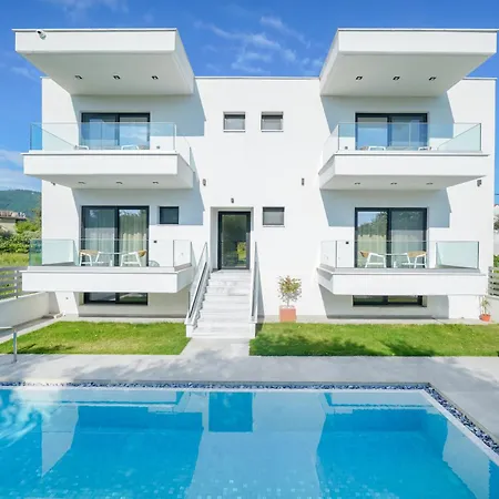 Nuevo * Λιμένας