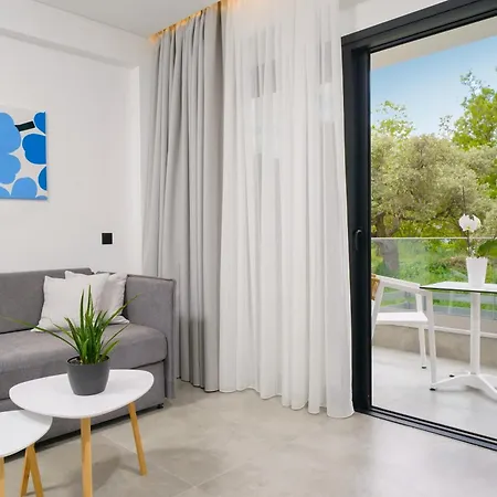 Nuevo Ξενοδοχείο